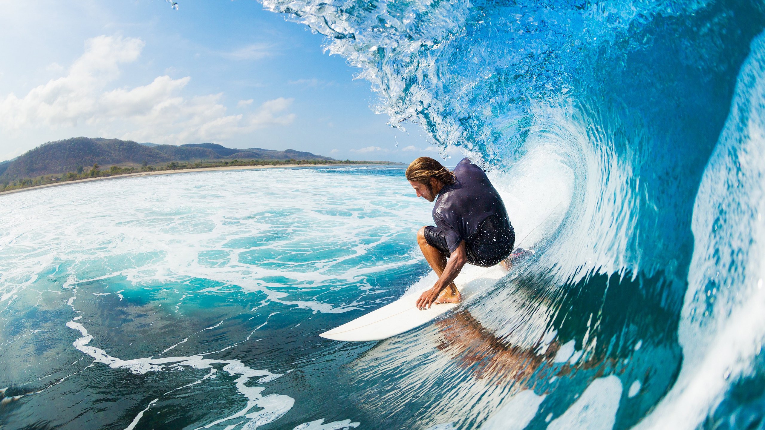 乒乓球赛事场外:选手备战紧张进行,比赛乒乓